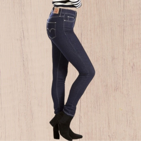 Levi’s slimming skinny ankle jeans 27 - Picture 13 of 14